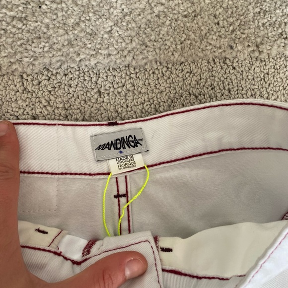 White high rise, wide leg jeans - Picture 4 of 4